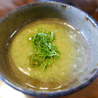 飴源 - 鯉の洗いは酢みそにタデと柚子胡椒を入れて。