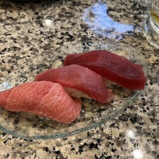 まぐろ人_0