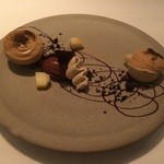 ア・ニュ ルトゥルヴェ・ヴー - 紅茶をベースにしたデザート、これが一番普通。