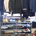 新横浜機関区 - 店内にある各鉄道会社の制服