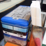 新横浜機関区 - EF-210の中はお手拭きです