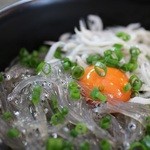 大洗町漁協　かあちゃんの店 - しらす２色丼