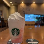 スターバックスコーヒー - ドリンク写真:■【限定】群馬赤城山ストロベリーフラペチーノ(Birthday Reward利用)¥656