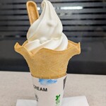 ミニストップ - 料理写真:北海道ミルクソフト
