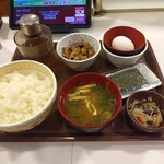 すき家 - 料理写真:牛たまかけ朝食