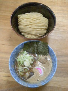 復活を願う名店シリーズ 松戸とみ田のリスペクト系ラーメン店 栃木県小山市東城南 By さすらいの旅人 全国各地孤独のグルメ 閉店 中華蕎麦 サンジ 小山 つけ麺 食べログ