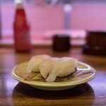 氷見 きときと寿し - 料理写真:白身三貫