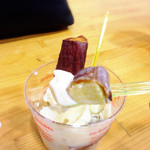 にんぎり飯屋 - からいもがゴロゴロ入っています