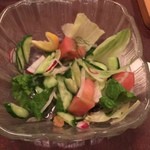ヒーロータウン - 韓国風サラダ