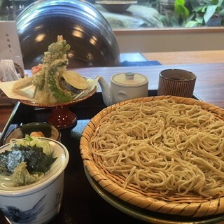 御手打ちそば やま本 - 料理写真: