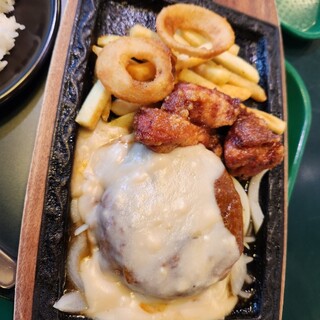 ラッキーピエロ_0