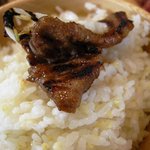 ジンギスカン白樺 - ご飯の肉巻き