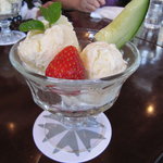 Raphael - バニラビーンズたっぷりのアイス♪