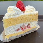 シャトレーゼ - 料理写真:スペシャル苺ショート