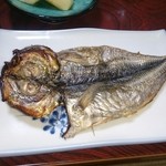 民宿まぐさ - あじの開き♪朝ごはん   肉厚    ちょうど良い塩加減