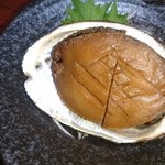 民宿まぐさ - とこぶしのの煮付け♪甘辛のいいお味    日本酒ぐいぐい