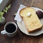 ウラニワカフェ コカチ