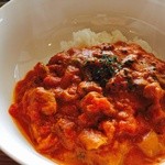 cafe地球屋 - さっぱり酸味チキンのトマトカレー