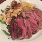 エルベッタ - 和牛ランプ肉のロースト 4,860えん
