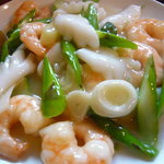 李園 - エビとイカのアスパラ炒め