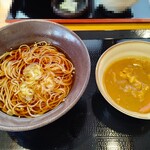 ゆで太郎 - 料理写真:「かけそば」430円に≪カレールー≫