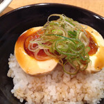 仙臺 自家製麺 こいけ屋 - 煮卵丼（タレ旨し）