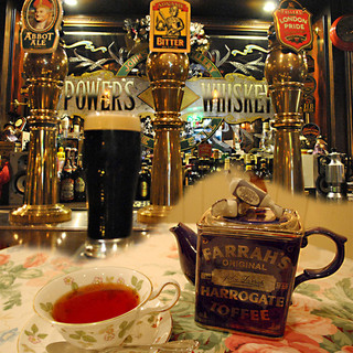 種類豊富な紅茶◆サイフォン式珈琲◆レトロサーバーのビール