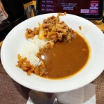 すき家 - 料理写真:牛カレー　830円