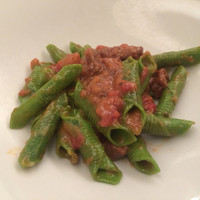 イタリア料理 Trattoria Mezzanino - ホウレン草を練り込んだガルガネッリ 和牛肉のラグーソース