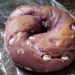 ベーグルU - 紫芋ホワイトチョコ