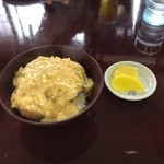 Tamayama Shokudou - カツ丼　８００円　