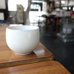 三角屋 - 綺麗な店内