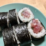 八百鮮 - 料理写真:海鮮巻 ¥999+税