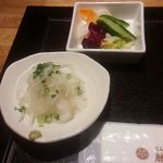 勝烈亭 - 漬物、おろし