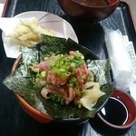 すし・ごはん 馬ん場 - ランチ ネギトロ丼 わかさぎ の 天ぷら付き ８００円