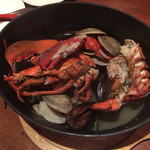 ハーバーズキッチン - 魚介まるごとダッチオーブン（2800円）