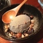 よろにく - 黒胡麻のアイス