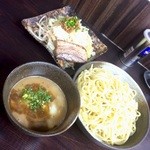 ワンズ ワンズ - 肉野菜つけめん 大 ¥900