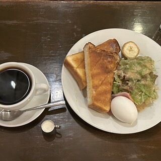 カフェ・ラ・ダダ_0