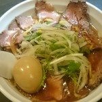 極濃つけ麺ブンブンマル - ローストビーフラーメン＋味玉