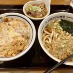 山田うどん - 料理写真: