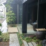 紬山荘 - 山の中にこんなお洒落なお店が！