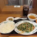 熱烈中華食堂 日高屋 - 料理写真:レバニラ炒め定食/コカ・コーラ　2026/8/29
