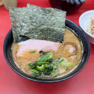 ラーメン 杉田家_2