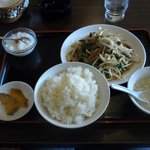 竹園 - ニラレバ定食