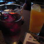 エルボラーチョ - メキシコ式サングリアとマンゴジュース