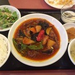 熊猫飯店 - 四川風牛肉と野菜炒め　650円