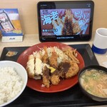 とんかつ かつや - 料理写真:
