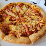 ピザハット - 料理写真:｢芳醇ベーコンマッシュルーム M ハンドトス｣【ハットの日価格】[810円]税込！