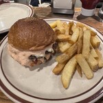 HYOE'S BURGERS + FRIES - 